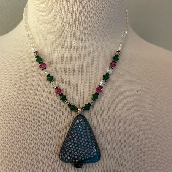 🎄Simulated magic color quartz drop Christmas tree pendant with quartz beads 12” - Picture 3 of 8